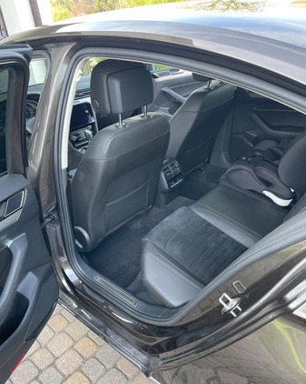 Volkswagen Passat cena 93500 przebieg: 52000, rok produkcji 2018 z Mysłowice małe 254